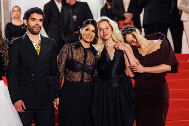 Sami Outalbali, Mara Taquinet, Kim Higelin Bijoux Tasaki , Sonia Faidi Montée des marches du film Sanguine lors du 79ème Festival International du Film de Cannes, le 14 mai 2026 Jacovides Moreau Bestimage Red carpet for Species at the 79th Cannes International Film Festival on May 14, 2026 Cannes France  Copyright: xJACOVIDES-MOREAUx xBESTIMAGExJACOVIDES-MOREAUx xBESTIMAGEx