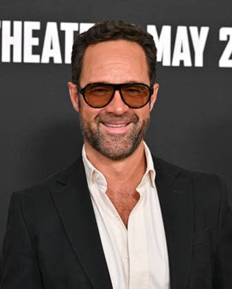 ˜Star Wars: The Mandalorian and Grogu™ World Premiere Chris Diamantopoulos arriving to Star Wars: The Mandalorian and Grogu world premiere held at the TCL Chinese Theatre on May 14, 2026 in Hollywood, CA. Hollywood TCL Chinese Theatre California USA Copyright: xLISAxOConnorx xAFF-USA.comx