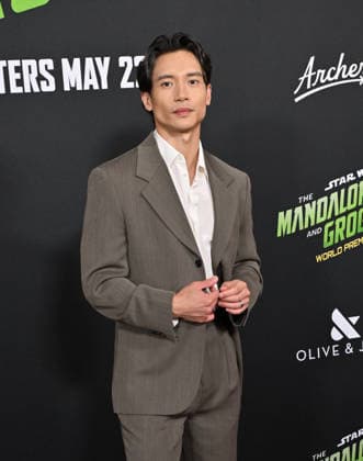 ˜Star Wars: The Mandalorian and Grogu™ World Premiere Manny Jacinto arriving to Star Wars: The Mandalorian and Grogu world premiere held at the TCL Chinese Theatre on May 14, 2026 in Hollywood, CA. Hollywood TCL Chinese Theatre California USA Copyright: xLISAxOConnorx xAFF-USA.comx