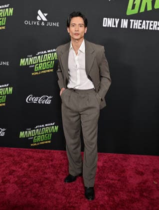˜Star Wars: The Mandalorian and Grogu™ World Premiere Manny Jacinto arriving to Star Wars: The Mandalorian and Grogu world premiere held at the TCL Chinese Theatre on May 14, 2026 in Hollywood, CA. Hollywood TCL Chinese Theatre California USA Copyright: xLISAxOConnorx xAFF-USA.comx