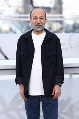 Cannes - Histoires Paralleles Photocall Asghar Farhadi attending the Histoires Paralleles photocall during the 79th Cannes Film Festival in Cannes, France on May 15, 2026. Photo by ABACAPRESS.COM Cannes France  Copyright: xDominexJerome ABACAx