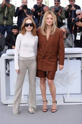 Cannes - Histoires Paralleles Photocall Virginie Efira and Isabelle Huppert attending the Histoires Paralleles photocall during the 79th Cannes Film Festival in Cannes, France on May 15, 2026. Photo by ABACAPRESS.COM Cannes France  Copyright: xDominexJerome ABACAx