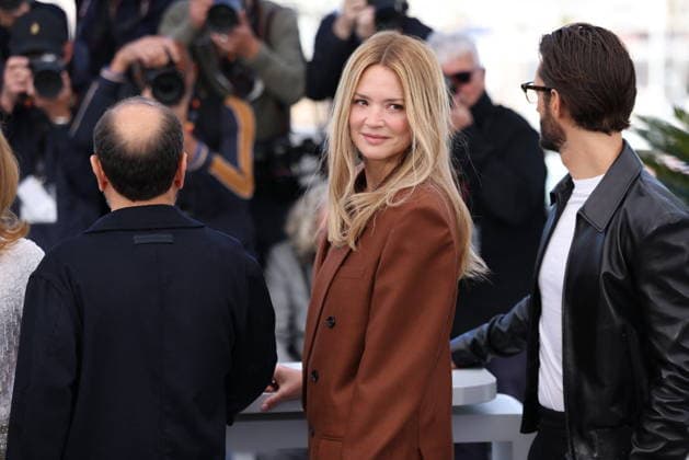 Cannes - Histoires Paralleles Photocall Virginie Efira attending the Histoires Paralleles photocall during the 79th Cannes Film Festival in Cannes, France on May 15, 2026. Photo by ABACAPRESS.COM Cannes France  Copyright: xDominexJerome ABACAx