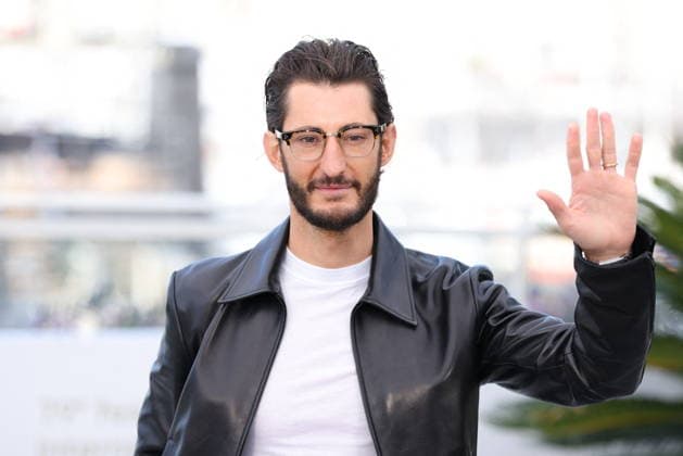 Cannes - Histoires Paralleles Photocall Pierre Niney attending the Histoires Paralleles photocall during the 79th Cannes Film Festival in Cannes, France on May 15, 2026. Photo by ABACAPRESS.COM Cannes France  Copyright: xDominexJerome ABACAx