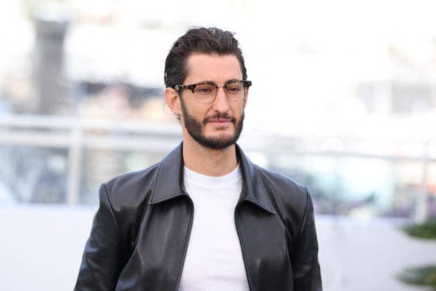 Cannes - Histoires Paralleles Photocall Pierre Niney attending the Histoires Paralleles photocall during the 79th Cannes Film Festival in Cannes, France on May 15, 2026. Photo by ABACAPRESS.COM Cannes France  Copyright: xDominexJerome ABACAx