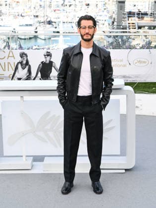 IPA84710432 - Cannes, 79th Cannes Film Festival 2026, day 4 - photocall of Histoires Paralleles (Parallel Tales) Pictured: Pierre Niney  Copyright: xAlbertoxTerenghix xPoolxPhotoxEventsx07x 84710432