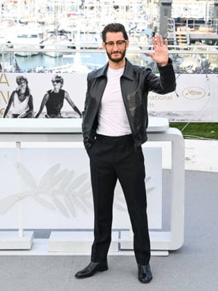 IPA84710447 - Cannes, 79th Cannes Film Festival 2026, day 4 - photocall of Histoires Paralleles (Parallel Tales) Pictured: Pierre Niney  Copyright: xAlbertoxTerenghix xPoolxPhotoxEventsx07x 84710447