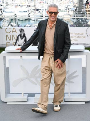 IPA84710706 - Cannes, 79th Cannes Film Festival 2026, day 4 - photocall of Histoires Paralleles (Parallel Tales) Pictured: Vincent Cassel  Copyright: xAlbertoxTerenghix xPoolxPhotoxEventsx07x 84710706