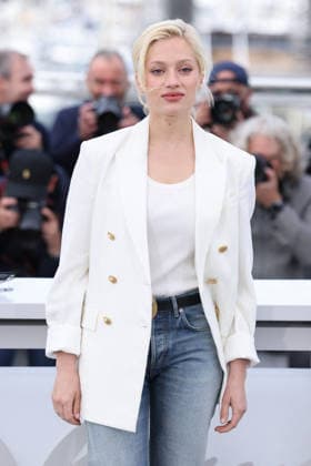 Cannes - Une Vie Manifeste Photocall Nadia Tereszkiewicz attending the Une Vie Manifeste photocall during the 79th Cannes Film Festival in Cannes, France on May 15, 2026. Photo by ABACAPRESS.COM Cannes France  Copyright: xDominexJerome ABACAx