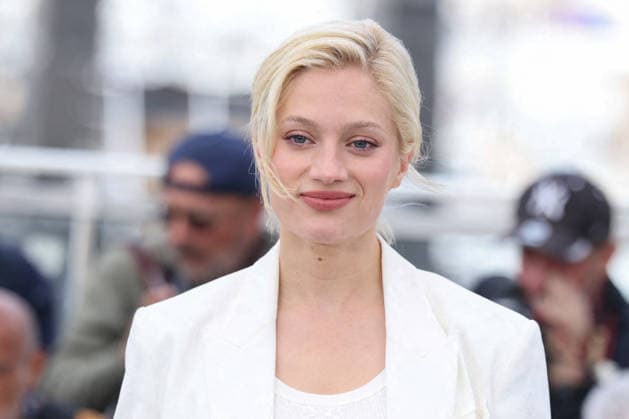 Cannes - Une Vie Manifeste Photocall Nadia Tereszkiewicz attending the Une Vie Manifeste photocall during the 79th Cannes Film Festival in Cannes, France on May 15, 2026. Photo by ABACAPRESS.COM Cannes France  Copyright: xDominexJerome ABACAx