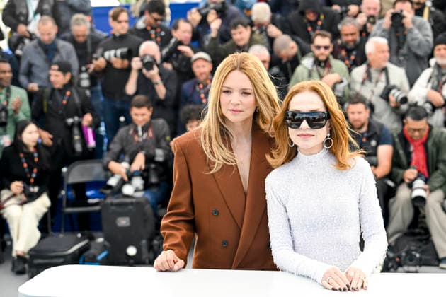 79ème Festival International du Film de Cannes Photocall with cast of Histoires Parallèles 79th International Cannes Film Festival Photocall with cast of Parallel Tales 456050 2026 05 15 Huppert, Isabelle Efira, Virginie  Copyright: xSergexArnalx xStarfacex STAR_456050_038