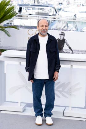 79th Cannes Film Festival Photocall of the movie -Histoires Paralleles- Palais des Festivals - Cannes, France Asghar Farhadi 79th Cannes Film Festival Photocall of the movie -Histoires Paralleles- Palais des Festivals - Cannes, France 15th May 2026 SGPItalia id 134688_033 *Not Exclusive  Copyright: xALFONSOxCATALANO SGPITALIAx