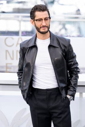 79th Cannes Film Festival Photocall of the movie -Histoires Paralleles- Palais des Festivals - Cannes, France Pierre Niney 79th Cannes Film Festival Photocall of the movie -Histoires Paralleles- Palais des Festivals - Cannes, France 15th May 2026 SGPItalia id 134688_033 *Not Exclusive  Copyright: xALFONSOxCATALANO SGPITALIAx