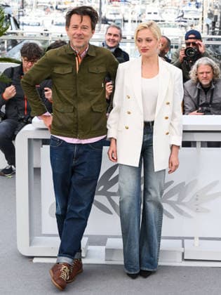 IPA84714006 - Cannes, 79th Cannes Film Festival 2026, day 4 - photocall of Une Vie Manifeste. Pictured: Jean-Gabriel PÃ riot and Nadia Tereszkiewicz  Copyright: xAlbertoxTerenghix xPoolxPhotoxEventsx07x 84714006