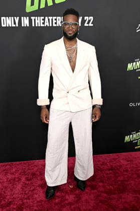 Dimitri Beauchamp at the world premiere of the movie Star Wars The Mandalorian and Grogu at the TCL Chinese Theatre Los Angeles, 014 05 2026 Foto:xD.xStarbuckx xFuturexImagex mandalorian_worldpremiere_6581