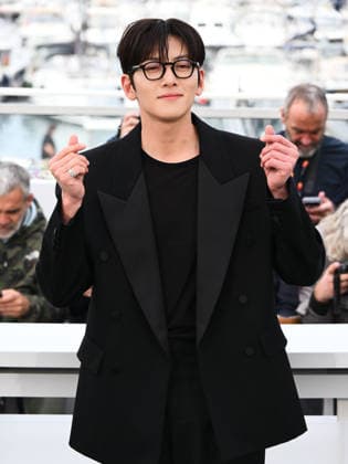 IPA84714768 - Cannes, 79th Cannes Film Festival 2026, day 4 - photocall of Gun-Che (Colony). Pictured: Chang-wook  Copyright: xAlbertoxTerenghix xPoolxPhotoxEventsx07x 84714768