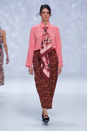 Australian Fashion Week 2026 - Runway - Ngali A model walks the runway during the Ngali Wander with Wonder Runway show at Australian Fashion Week 2026 at the Museum of Contemporary Art on May 15, 2026 in Sydney, Australia., Credit:IOIO IMAGES IOIO Avalon Australia, New South Wales, Sydney, Museum of Contemporary Art  Copyright: xIOIOxIMAGESx xIOIOx xAvalonx 1099146081