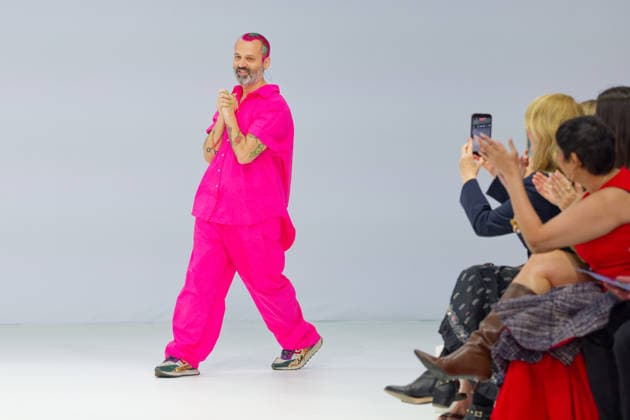 Australian Fashion Week 2026 - Runway - Gary Bigeni Designer, Gary Bigeni thanks the audience after the Gary Bigeni show at Australian Fashion Week 2026 at the Museum of Contemporary Art on May 15, 2026 in Sydney, Australia., Credit:IOIO IMAGES IOIO Avalon Australia, New South Wales, Sydney, Museum of Contemporary Art  Copyright: xIOIOxIMAGESx xIOIOx xAvalonx 1099145176