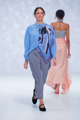 Australian Fashion Week 2026 - Runway - Ngali A model walks the runway during the Ngali Wander with Wonder Runway show at Australian Fashion Week 2026 at the Museum of Contemporary Art on May 15, 2026 in Sydney, Australia., Credit:IOIO IMAGES IOIO Avalon Australia, New South Wales, Sydney, Museum of Contemporary Art  Copyright: xIOIOxIMAGESx xIOIOx xAvalonx 1099145493