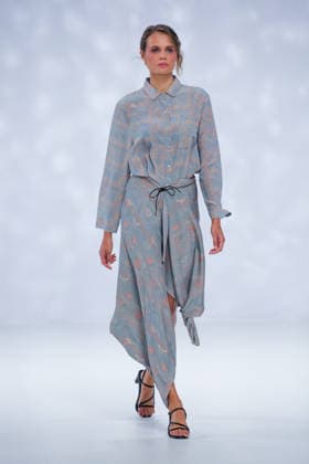Australian Fashion Week 2026 - Runway - Ngali A model walks the runway during the Ngali Wander with Wonder Runway show at Australian Fashion Week 2026 at the Museum of Contemporary Art on May 15, 2026 in Sydney, Australia., Credit:IOIO IMAGES IOIO Avalon Australia, New South Wales, Sydney, Museum of Contemporary Art  Copyright: xIOIOxIMAGESx xIOIOx xAvalonx 1099145506
