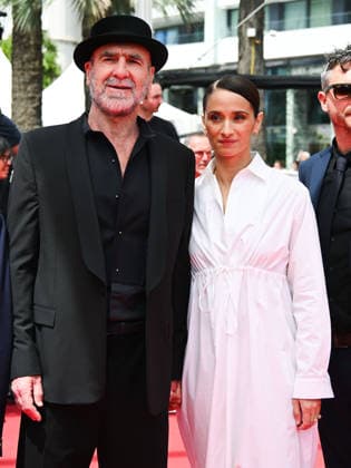 IPA84717498 - Cannes, 79th Cannes Film Festival 2026, evening 4 - red carpet of SOUDAIN (ALL OF A SUDDEN). Pictured: Eric Cantona and Rachida Brakni  Copyright: xManuelexMangiarottix xPoolxPhotoxEventsx07x 84717498