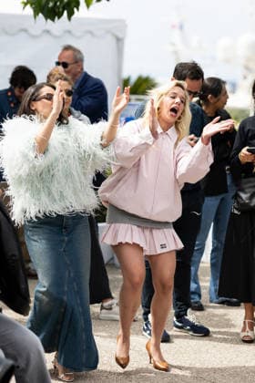 Sonia Faïdi et Kim Higelin au photocall du film Sanguine Séance de Minuit lors du 79ème Festival International du Film de Cannes 12 23 mai 2026 , le 15 mai 2026 Jacovides Moreau Bestimage Photocall for Sanguine at the 79th Cannes International Film Festival, on May 15th, 2026 Cannes France  Copyright: xJACOVIDES-MOREAUx xBESTIMAGExJACOVIDES-MOREAUx xBESTIMAGEx