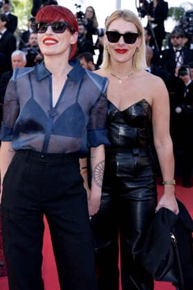 Nolwenn Cara, Jennifer Ayache Montée des marches du film Karma lors du 79ème Festival International du Film de Cannes, le 15 mai 2026 Olivier Borde Bestimage Red carpet for Karma at the 79th Cannes International Film Festival on May 15, 2026 Cannes France  Copyright: xOLIVIERxBORDEx xBESTIMAGExOLIVIERxBORDEx xBESTIMAGEx