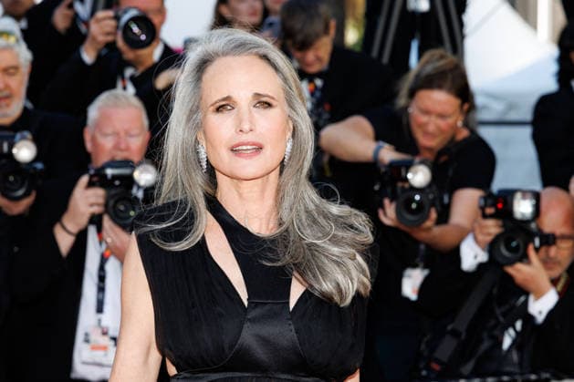 Andie MacDowell Montée des marches du film Karma lors du 79ème Festival International du Film de Cannes, le 15 mai 2026 Jacovides Moreau Bestimage Red carpet for Karma at the 79th Cannes International Film Festival on May 15, 2026 Cannes France  Copyright: xJACOVIDES-MOREAUx xBESTIMAGExJACOVIDES-MOREAUx xBESTIMAGEx