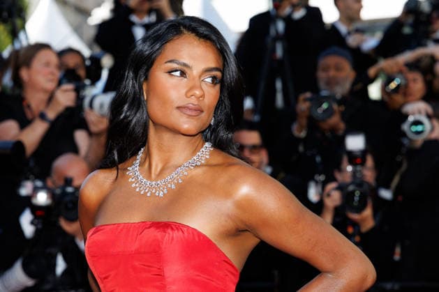 Simone Ashley Montée des marches du film Karma lors du 79ème Festival International du Film de Cannes, le 15 mai 2026 Jacovides Moreau Bestimage Red carpet for Karma at the 79th Cannes International Film Festival on May 15, 2026 Cannes France  Copyright: xJACOVIDES-MOREAUx xBESTIMAGExJACOVIDES-MOREAUx xBESTIMAGEx