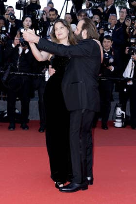 Vincent Macaigne et Laetitia Casta Montée des marches du film Karma lors du 79ème Festival International du Film de Cannes, le 15 mai 2026 Olivier Borde Bestimage Red carpet for Karma at the 79th Cannes International Film Festival on May 15, 2026 Cannes France  Copyright: xOLIVIERxBORDEx xBESTIMAGExOLIVIERxBORDEx xBESTIMAGEx