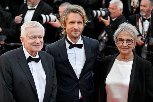 Cannes Karma Screening JR Philippe Lacheau and his parents attending the screening of the movie Karma during the 79th Cannes Film Festival in Cannes, France on May 15, 2026. Photo by Julien Reynaud APS-Medias ABACAPRESS.COM Cannes France  Copyright: xReynaudxJulien APS-Medias ABACAx