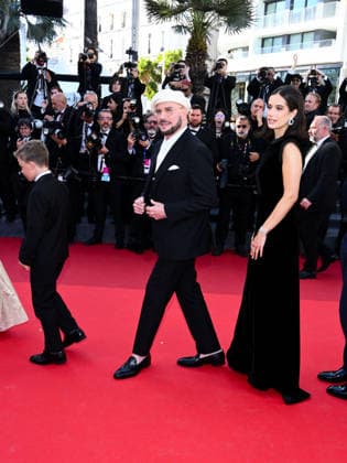 IPA84728470 - Cannes, 79th Cannes Film Festival 2026, evening 4 - red carpet of KARMA. Pictured: John Travolta, Ella Bleu Travolta  Copyright: xTerenghi Ipa-Agency.netx xPoolxPhotoxEventsx07x 84728470
