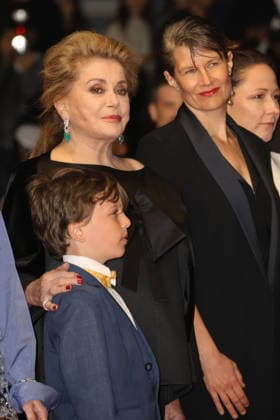 79ème Festival International du Film de Cannes Montée des marches du film Gentle Monster 79th Cannes Film Festival Red carpet of the film Gentle monster Catherine Deneuve and Malo Blanchet 456118 2026 05 15 Cannes France  Copyright: xIsabellexVautierx xStarfacex STAR_456118_008