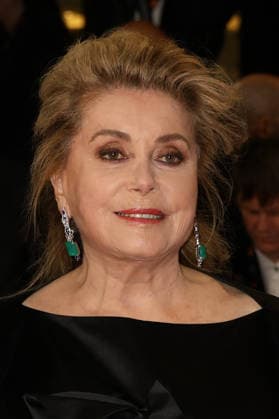 79ème Festival International du Film de Cannes Montée des marches du film Gentle Monster 79th Cannes Film Festival Red carpet of the film Gentle monster Catherine Deneuve 456118 2026 05 15 Cannes France  Copyright: xIsabellexVautierx xStarfacex STAR_456118_010