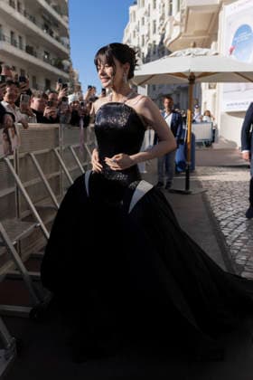 Cannes Rebecca Patricia Armstrong Exits Martinez MP Cannes, France- May 14: Rebecca Patricia Armstrong leaves the Martinez Hotel during 79th Festival of Cannes, on May 15, 2026 in Cannes, France. Photo by Marco Piovanotto ABACAPRESS:COM Cannes France  Copyright: xPiovanottoxMarco ABACAx