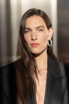 Cannes Charlotte Cardin Exits Martinez MP Cannes, France- May 14: Charlotte Cardin leave the Martinez Hotel during 79th Festival of Cannes, on May 15, 2026 in Cannes, France. Photo by Marco Piovanotto ABACAPRESS:COM Cannes France  Copyright: xPiovanottoxMarco ABACAx