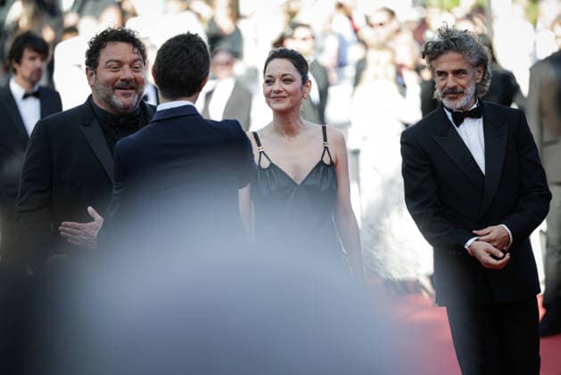 79ème Festival International du Film de Cannes Montée des marches du film Karma 79ème Festival International du Film de Cannes montee Karma 79th International Cannes Film Festival Red carpet Karma with Denis Menochet, Marion Cotillard 456114 2026 05 15  Copyright: xLionelxGuericolas MPPx STAR_456114_076