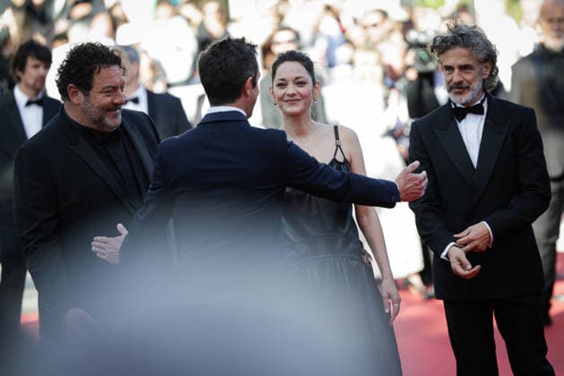 79ème Festival International du Film de Cannes Montée des marches du film Karma 79ème Festival International du Film de Cannes montee Karma 79th International Cannes Film Festival Red carpet Karma with Denis Menochet, Marion Cotillard 456114 2026 05 15  Copyright: xLionelxGuericolas MPPx STAR_456114_077