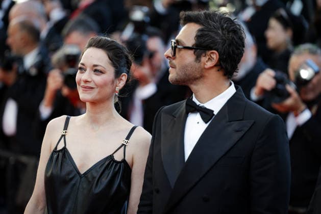 79ème Festival International du Film de Cannes Montée des marches du film Karma 79ème Festival International du Film de Cannes montee Karma 79th International Cannes Film Festival Red carpet Karma with Marion Cotillard, Maxime Nucci 456114 2026 05 15  Copyright: xLionelxGuericolas MPPx STAR_456114_083