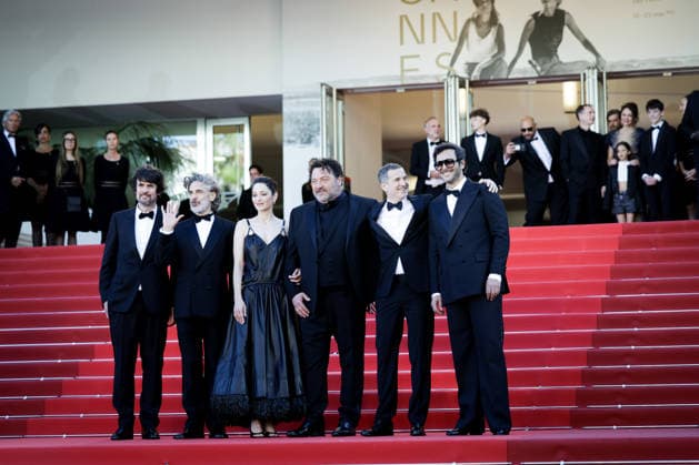 79ème Festival International du Film de Cannes Montée des marches du film Karma 79ème Festival International du Film de Cannes montee Karma 79th International Cannes Film Festival Red carpet Karma with Simon Jacquet, Leonardo Sbaraglia, Marion Cotillard, Denis Ménochet, Guillaume Canet and Maxime Nucci 456114 2026 05 15  Copyright: xLionelxGuericolas MPPx STAR_456114_114