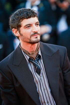 79ème Festival International du Film de Cannes Montée des marches du film Karma 79ème Festival International du Film de Cannes montee Karma 79th International Cannes Film Festival Red carpet Karma with Niels Schneider 456114 2026 05 15  Copyright: xLionelxGuericolas MPPx STAR_456114_135