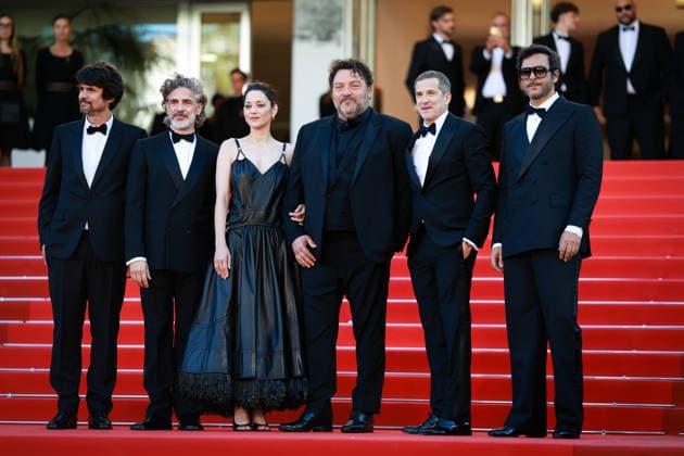 79ème Festival International du Film de Cannes Montée des marches du film Karma 79ème Festival International du Film de Cannes montee Karma 79th International Cannes Film Festival Red carpet Karma with Simon Jacquet, Leonardo Sbaraglia, Marion Cotillard, Denis Ménochet, Guillaume Canet and Maxime Nucci 456114 2026 05 15  Copyright: xLionelxGuericolas MPPx STAR_456114_166