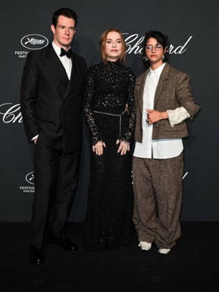 IPA84735591 - Cannes, 79th Cannes Film Festival 2026, evening 4 - The Chopard Universe Gala Evening. Pictured: Connor Swindells, Isabelle Huppert and Odessa A zion.  Copyright: xSimonexComix xPoolxPhotoxEventsx07x 84735591