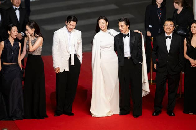 Cannes Gun Che Colony Red Carpet EB South Korean actor Jun Ji-Hyun, South Korean actor Ji Chang-Wook, South Korean actor Koo Kyo-Hwan, South Korean actress Shin Hyeon-Bin during the Gun-Che Colony red carpet during the 79th Cannes Film Festival in Cannes, France on May 15, 2026. Photo by Eliot Blondet ABACAPRESS.COM Cannes France France  Copyright: xBlondetxEliot ABACAx