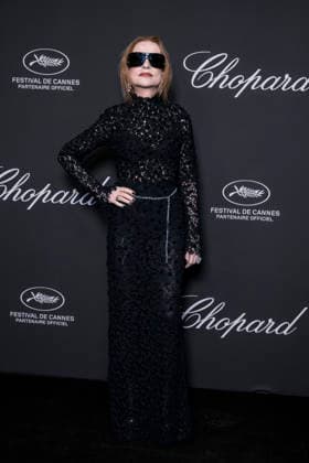 Isabelle Huppert at the Chopard Trophy dinner at the Carlton Beach Club during the 79th Cannes International Film Festival on 15 May 2026 Olivier Borde Bestimage the Chopard Trophy dinner at the Carlton Beach Club during the 79th Cannes International Film Festival on 15 May 2026 Cannes France  Copyright: xOLIVIERxBORDEx xBESTIMAGExOLIVIERxBORDEx xBESTIMAGEx