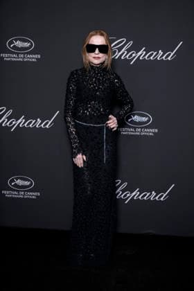 Isabelle Huppert at the Chopard Trophy dinner at the Carlton Beach Club during the 79th Cannes International Film Festival on 15 May 2026 Olivier Borde Bestimage the Chopard Trophy dinner at the Carlton Beach Club during the 79th Cannes International Film Festival on 15 May 2026 Cannes France  Copyright: xOLIVIERxBORDEx xBESTIMAGExOLIVIERxBORDEx xBESTIMAGEx