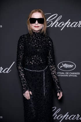 Isabelle Huppert at the Chopard Trophy dinner at the Carlton Beach Club during the 79th Cannes International Film Festival on 15 May 2026 Olivier Borde Bestimage the Chopard Trophy dinner at the Carlton Beach Club during the 79th Cannes International Film Festival on 15 May 2026 Cannes France  Copyright: xOLIVIERxBORDEx xBESTIMAGExOLIVIERxBORDEx xBESTIMAGEx