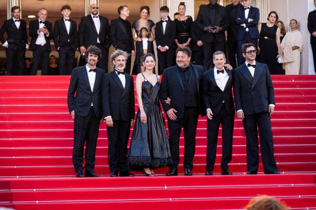 79th Cannes Film Festival Red carpet of the movie -Karma- part 2 Palais des Festivals - Cannes, France Simon Jacquet;Leonardo Sbaraglia;Marion Cotillard;Denis Menochet;Guillaume Canet;Yodelice 79th Cannes Film Festival Red carpet of the movie -Karma- part 2 Palais des Festivals - Cannes, France 15th May 2026 SGPItalia id 134688_041 *Not Exclusive  Copyright: xMAXxMONTINGELLI SGPx