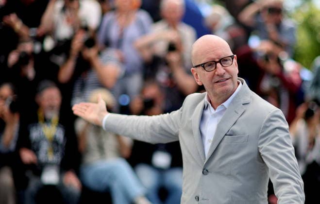 Steven Soderbergh at the John Lennon The Last Interview photocall at the 79th International Film Festival in Cannes, France on May 16, 2026 Jacovides Moreau bestimage John Lennon The Last Interview photocall at the 79th annual Cannes Film Festival at Palais des Festivals on May 16, 2026 in Cannes, France Cannes France  Copyright: xJACOVIDES-MOREAUx xBESTIMAGExJACOVIDES-MOREAUx xBESTIMAGEx