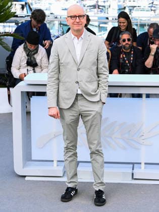 IPA84743566 - Cannes, 79th Cannes Film Festival 2026, day 5 - photocall of John Lennon: The Last Interview Pictured: Steven Soderbergh  Copyright: xAlbertoxTerenghix xPoolxPhotoxEventsx07x 84743566